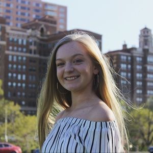 Meet your Posher, Emily